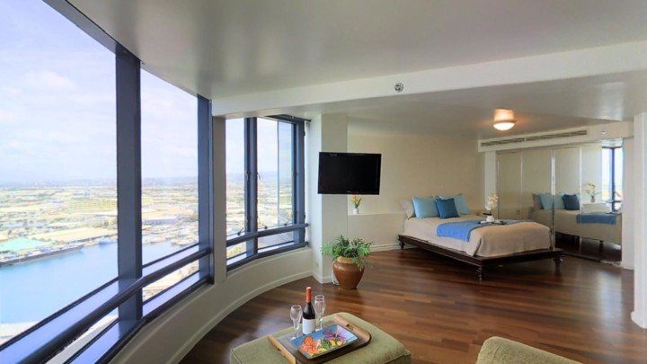 Harbor Court